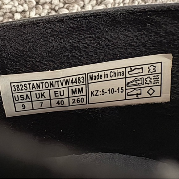 Vionic Stanton Black Leather Wedge Booties – Size 9 - Picture 8 of 12